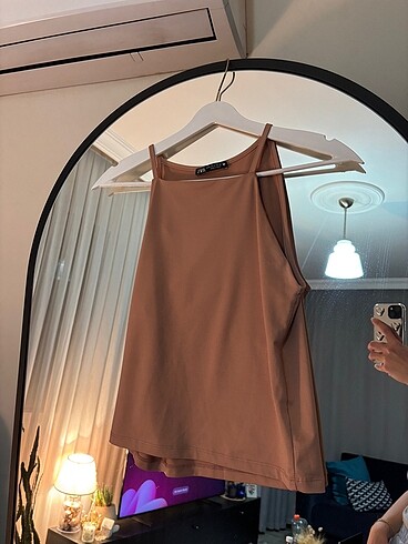 Zara crop