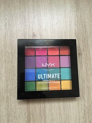 nyx ultimate far paleti