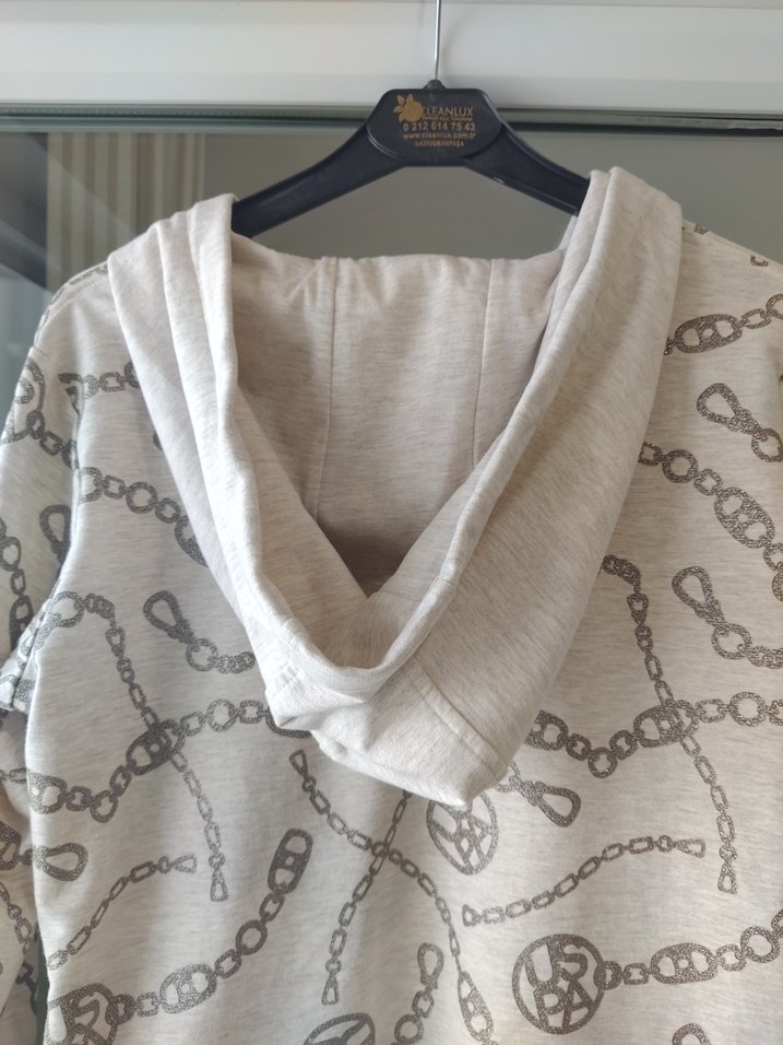 Zincir Desenli Kapüşonlu Kadın Sweatshirt - Görsel 3