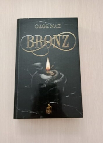 Bronz Özge naz