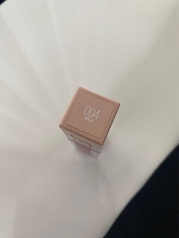 Maybelline Maybelline new york lifter gloss 004silk