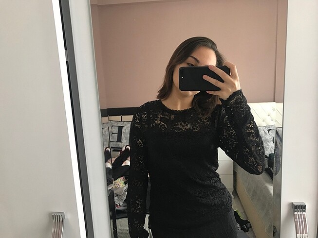ZARA GÜPÜRLÜ BLUZ