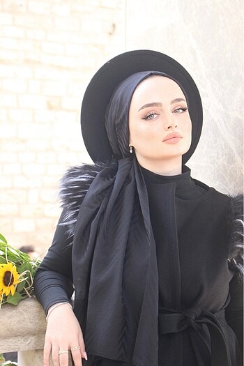 Lina siyah ipeksi jakar