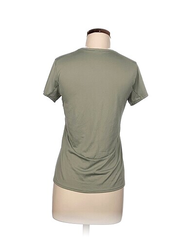 universal Beden Quechua T-shirt %70 İndirimli.