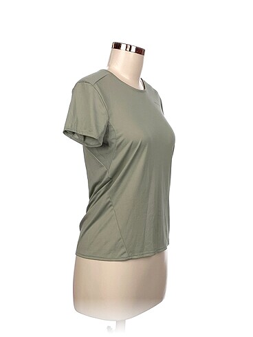 Quechua Quechua T-shirt %70 İndirimli.