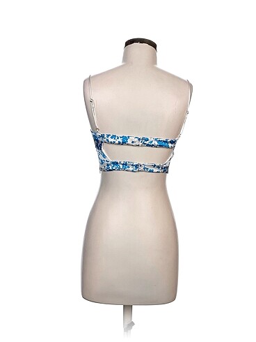 s Beden Bershka Bluz %70 İndirimli.