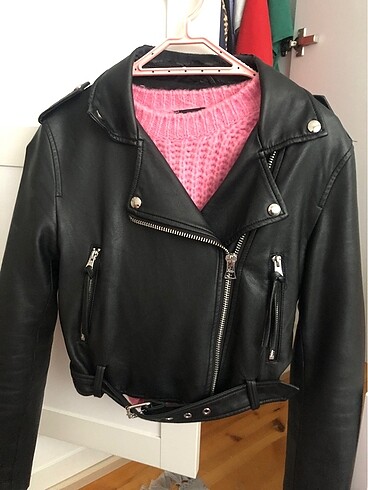 s Beden siyah Renk Bershka crop derı ceket