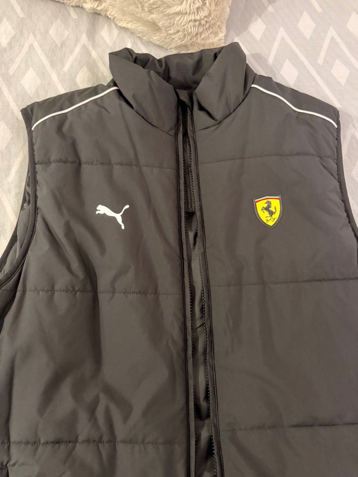 Puma Siyah Şişme Yelek — görsel 3/4