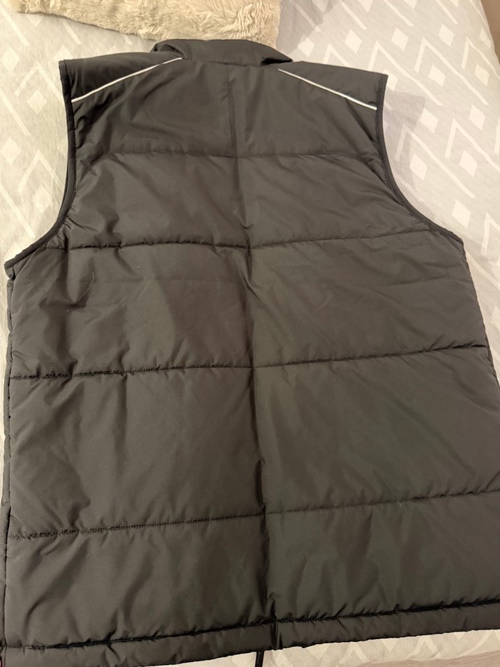 Puma Siyah Şişme Yelek — görsel 4/4