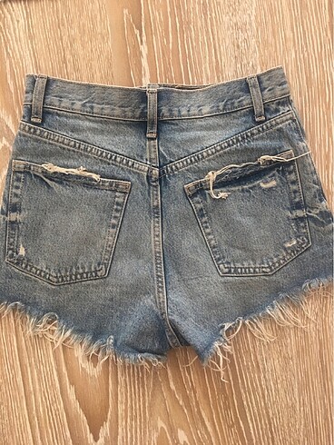 34 Beden Zara şort