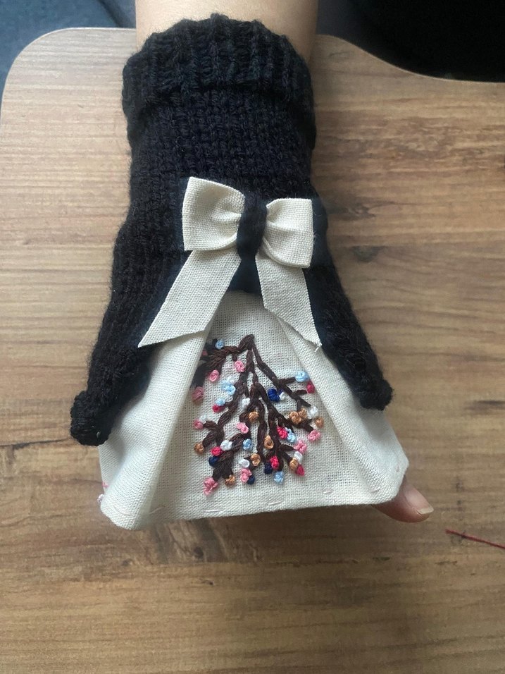 Siyah Örgü Gotik Kadın Eldiven - Görsel 2