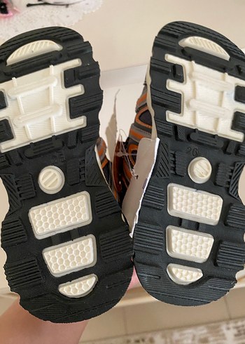 26 Beden Gri Erkek Çocuk Spor Botu Velcro