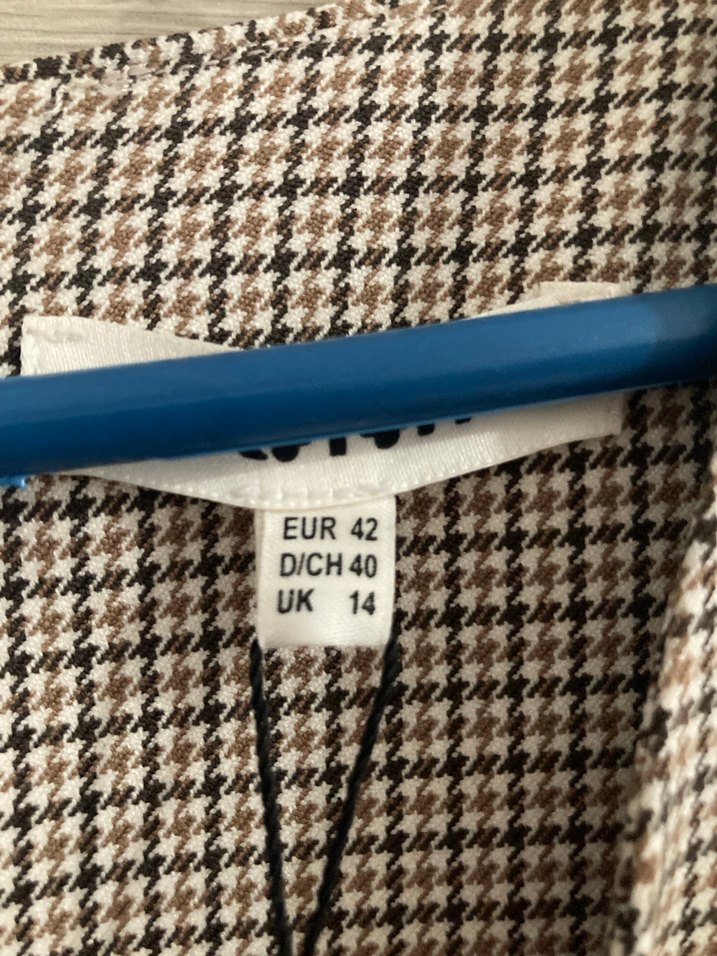 Koton sıfır etiketli elbise - Görsel 4