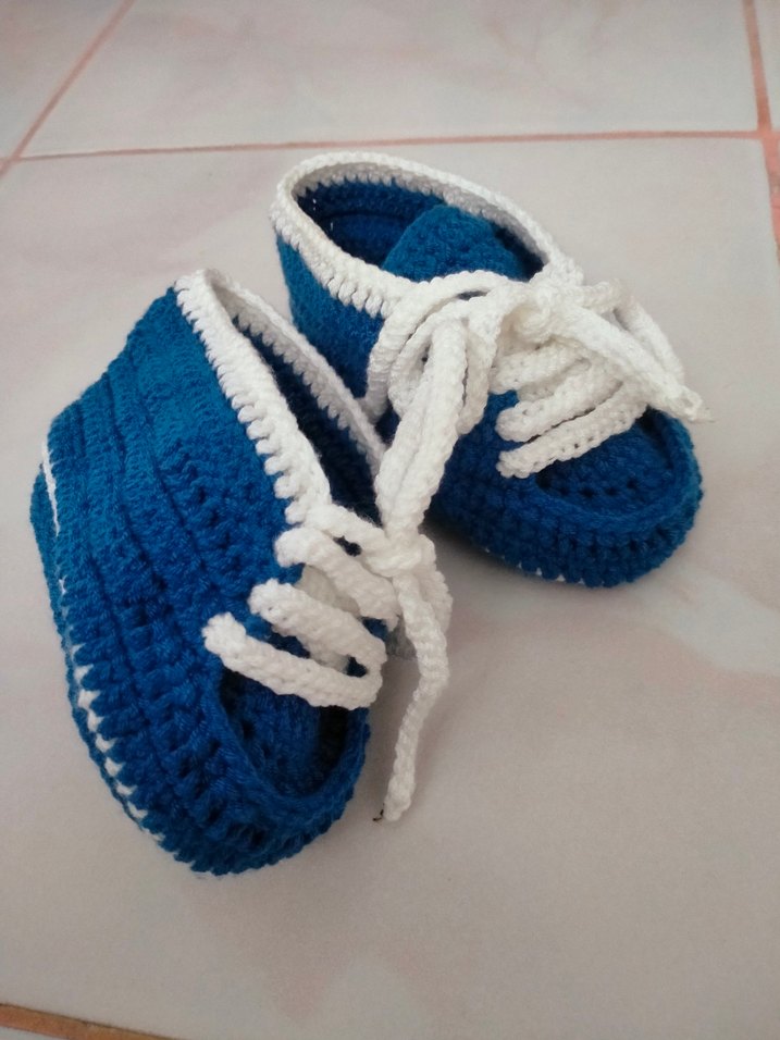 Mavi Erkek Bebek Örgü Patik - Görsel 4