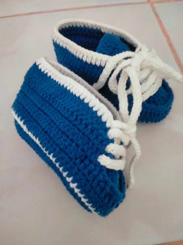 Mavi Erkek Bebek Örgü Patik - Görsel 3