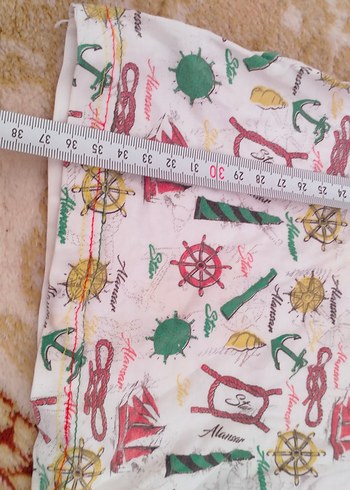 Renkli Desenli V Yaka Kız Tişörtü - Görsel 2