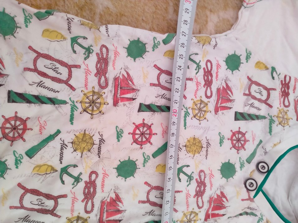 Renkli Desenli V Yaka Kız Tişörtü - Görsel 3