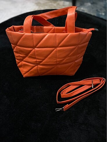 Mango model turuncu çanta