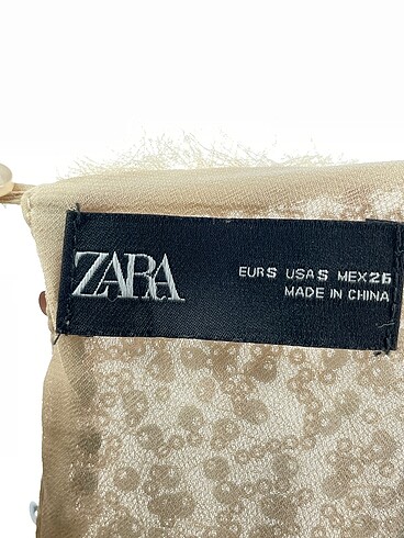 s Beden çeşitli Renk Zara Bluz %70 İndirimli.