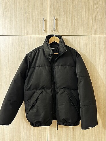 Pull and bear şişme mont