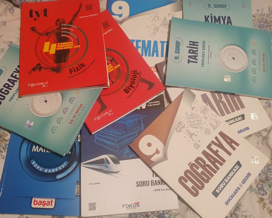 TYT Soru Bankası Seti: Matematik, Biyoloji, Fizik, Türkçe - Görsel 3