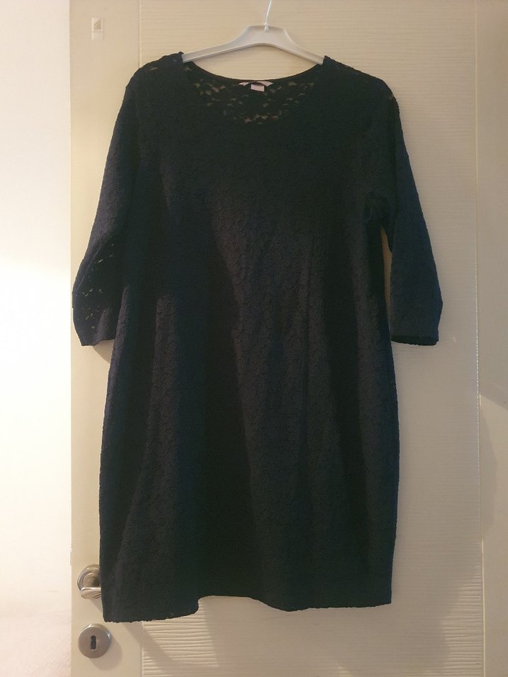 Dantel Detaylı Siyah Örme Midi Elbise - Görsel 4