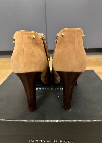 Orjinal Tommy Hilfiger Bej Süet Topuklu Kadın Bot - Görsel 3