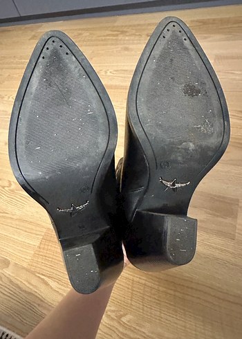 LOIE Siyah Deri Stiletto Topuklu Bot - Görsel 7