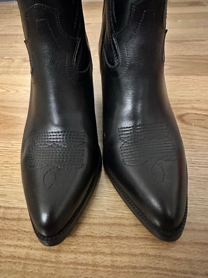 LOIE Siyah Deri Stiletto Topuklu Bot - Görsel 4