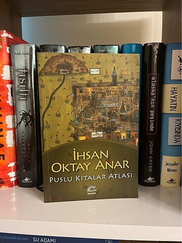 Puslu Kıtalar Atlası - İhsan Oktay Anar