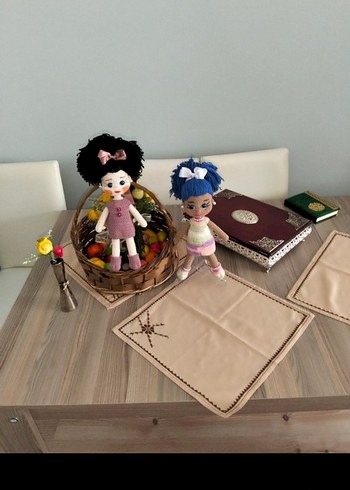  Beden Renkli El Örgüsü Bebek