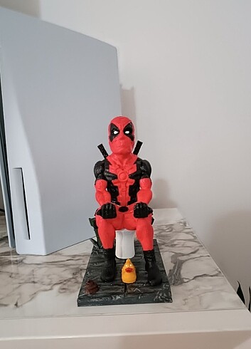 DEADPOOL KONSOL STANDI