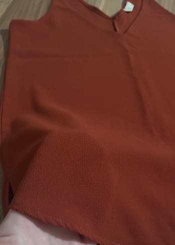 Kahverengi V Yaka Kadın Atlet - Görsel 2