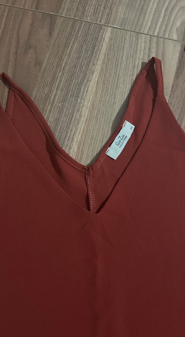 Kahverengi V Yaka Kadın Atlet - Görsel 3