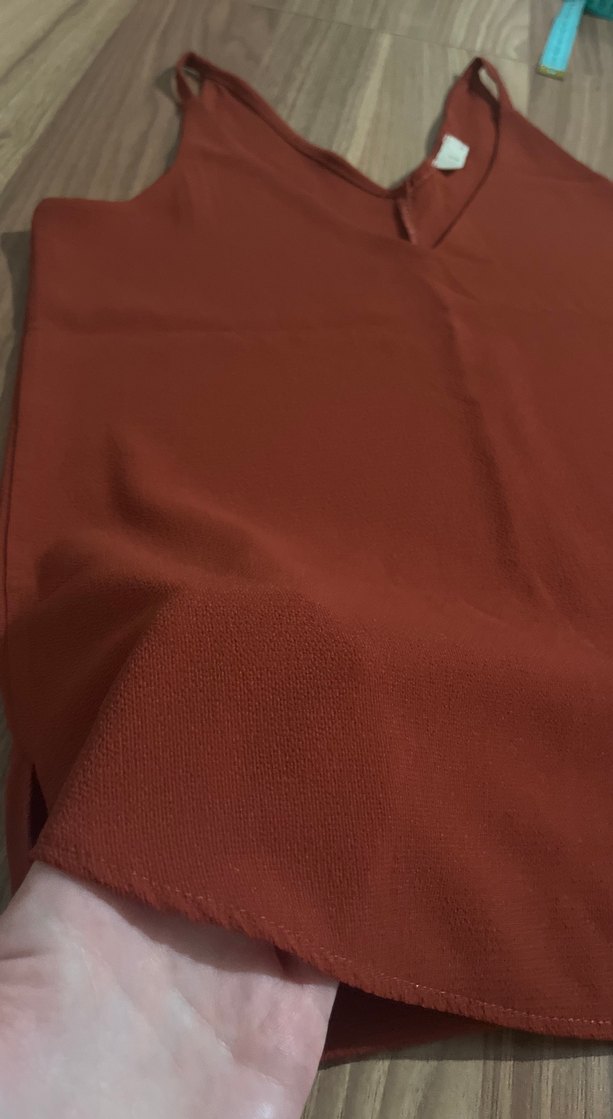 Kahverengi V Yaka Kadın Atlet - Görsel 2