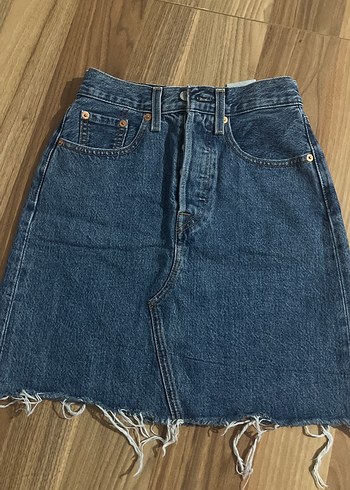 Levis xs