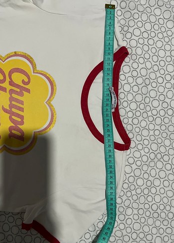 Baskılı Kırmızı Detaylı Beyaz Kadın Tişört - Görsel 5