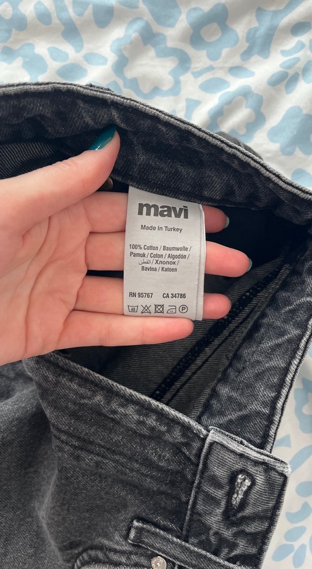 Gri Mini Kot Şort - Görsel 3