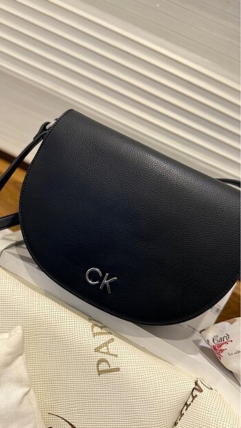 Orjlnal deri calvin klein çanta