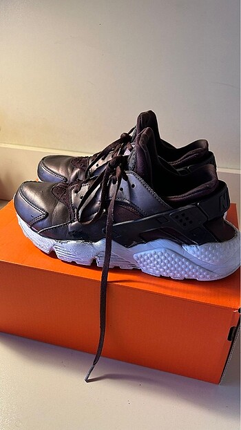 38,5 Beden nike huarache