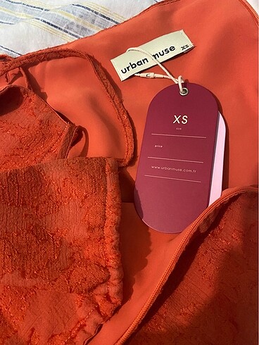 Diğer urban muse sırt dekolteli elbise