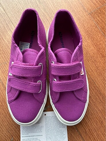 Orjinal superga 33 no etiketli