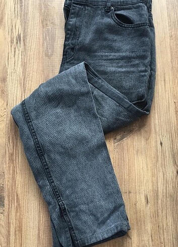 Zara Yırtmaç detaylı pantolon