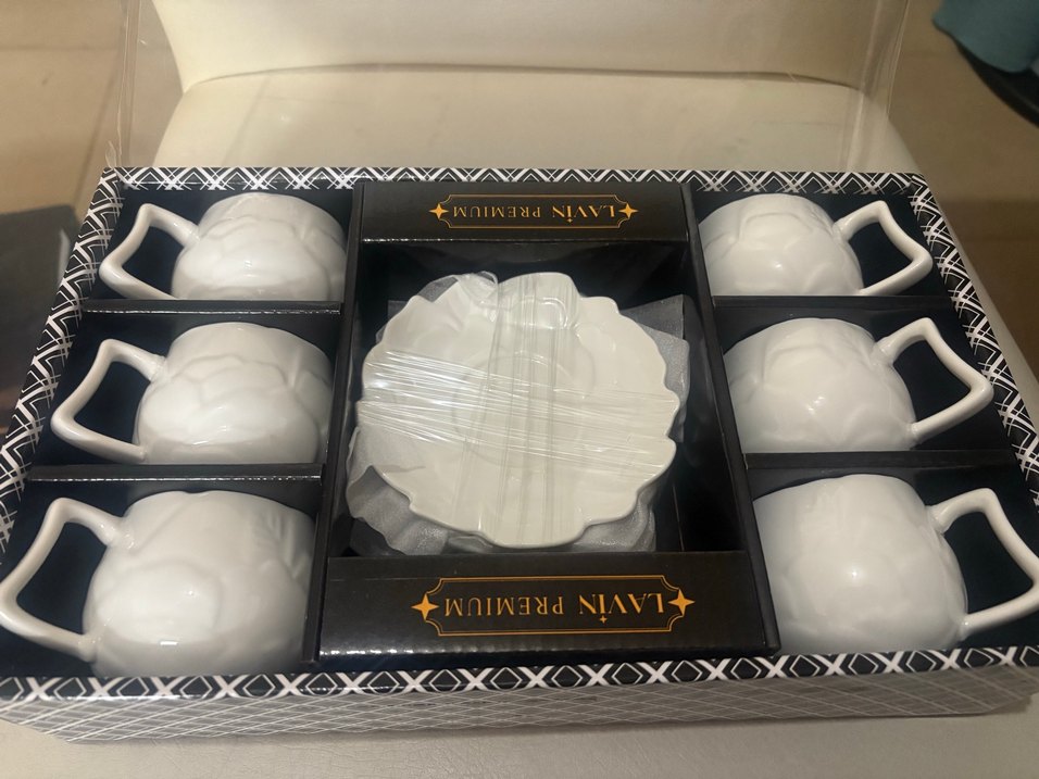 Beyaz Desenli Porselen Fincan Takımı - Görsel 2