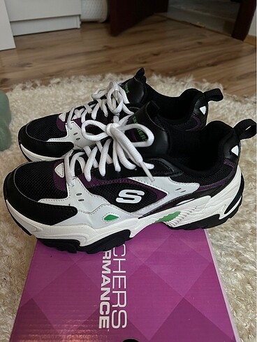 37,5 Beden siyah Renk skechers