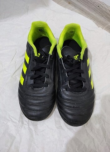 35 Beden siyah Renk Adidas Copa 35 numara çocuk halısaha ayakkabısı
