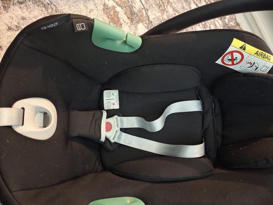 Cybex Aton B2 Bebek Oto Koltuğu - Görsel 5