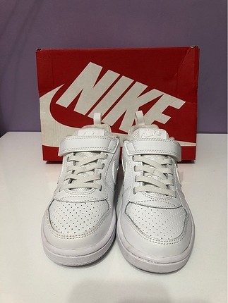 35 Beden Nike court borough Low