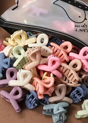 Beden çeşitli Renk Mini klips toka çeşitleri adet 10 tl????
