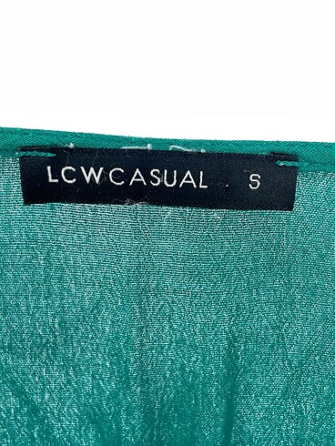 LC Waikiki Bluz %70 İndirimli. - Görsel 4